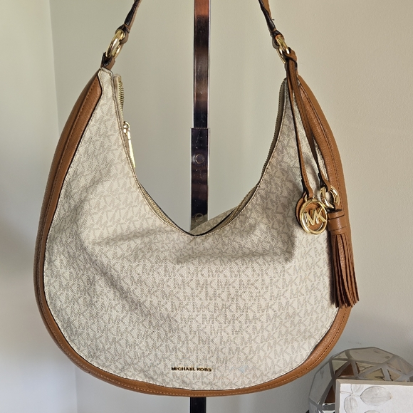 Michael Kors Lydia Hobo Bag - Picture 1 of 10
